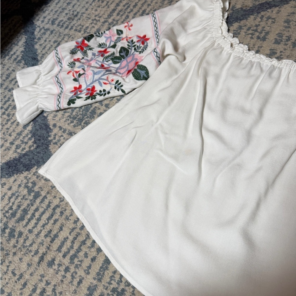 Sugar Lips Off-Shoulder Embroidered Boho Peasant Top Size Large - Picture 7 of 11